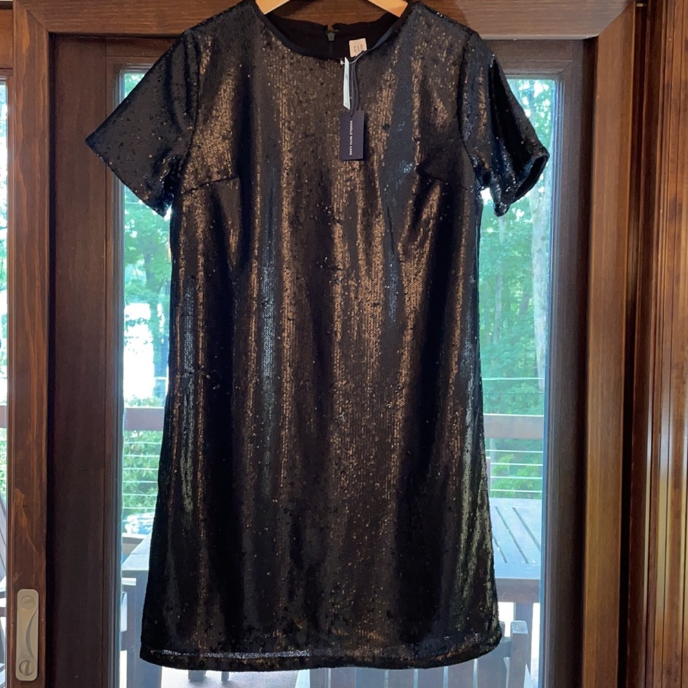 NWT GAP black sequin dress t-shirt style relax fit - Picture 3 of 11